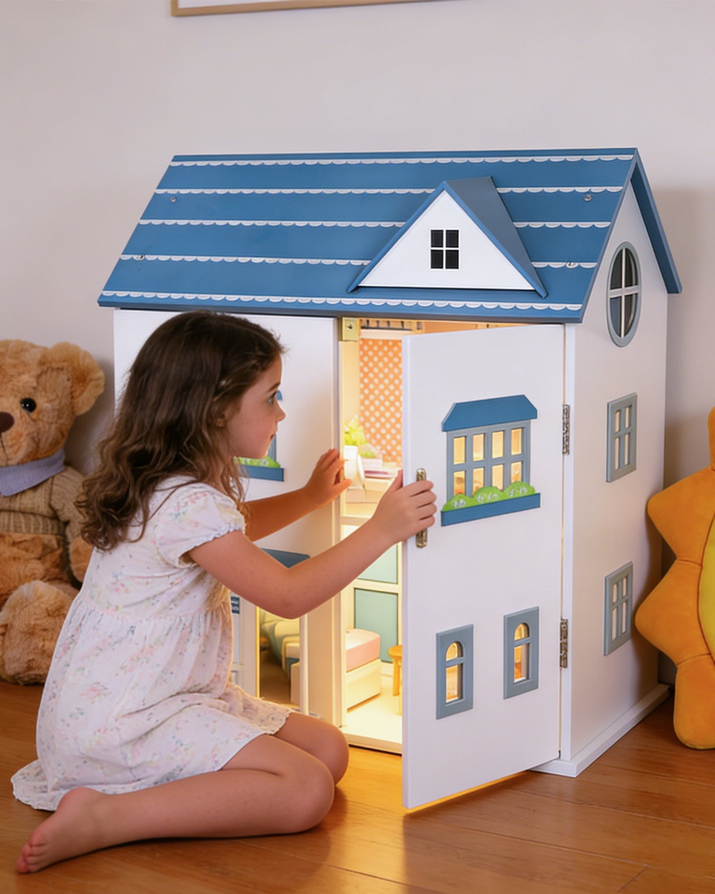Jessruly® Wooden Dollhouse