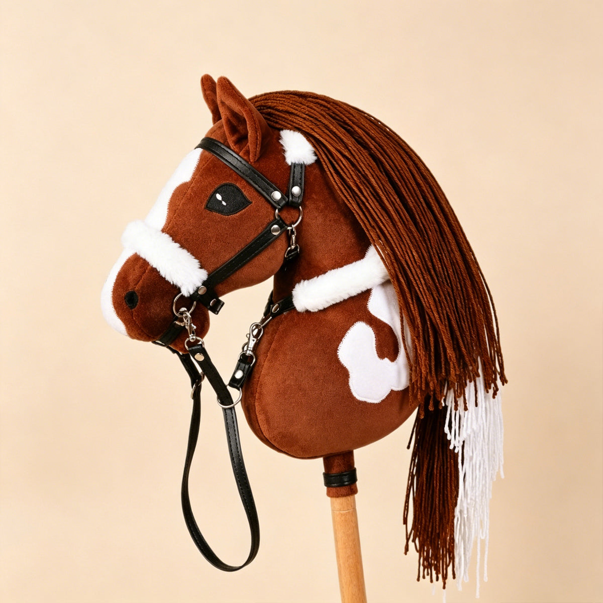 Jessruly® Stick Horse – Soft Plush Ride-On Toy with Beechwood Handle