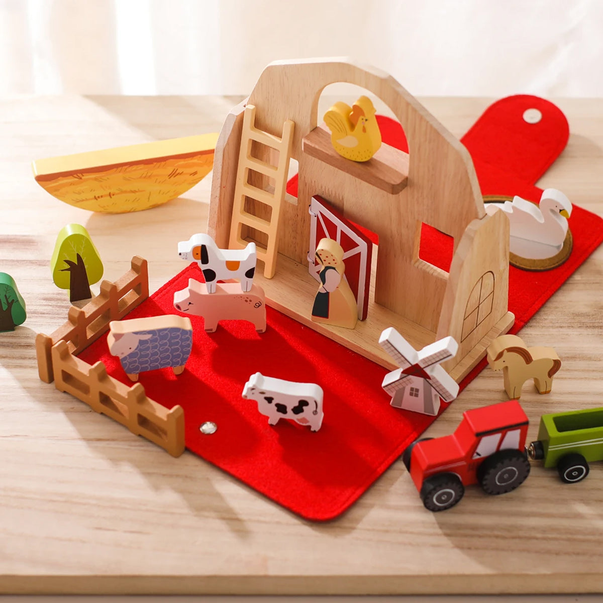 Jessruly® Montessori Barn Toy
