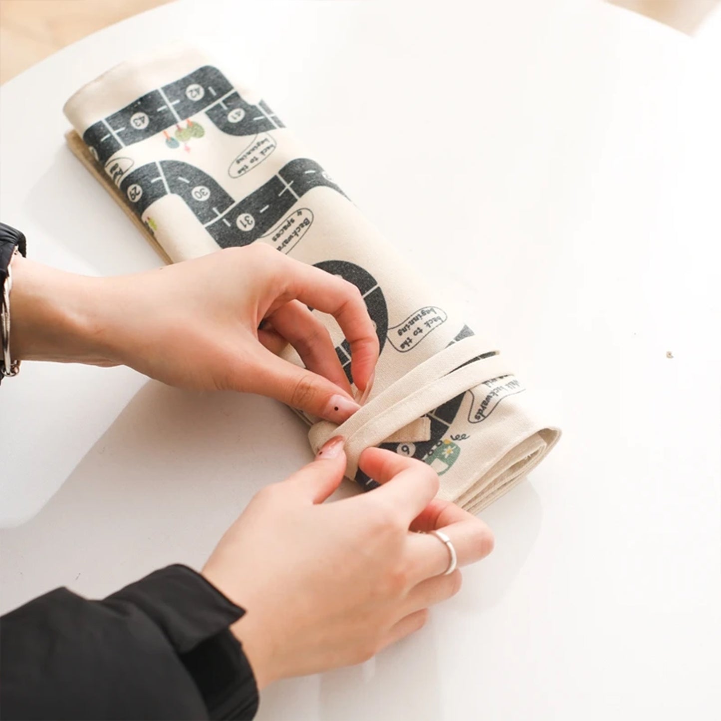 Jessruly® 5Tayo The Little Bus Play Set – Interactive Road Map Mat with Wooden Cars, Traffic Themed Pretend Play & Educational Learning Toy