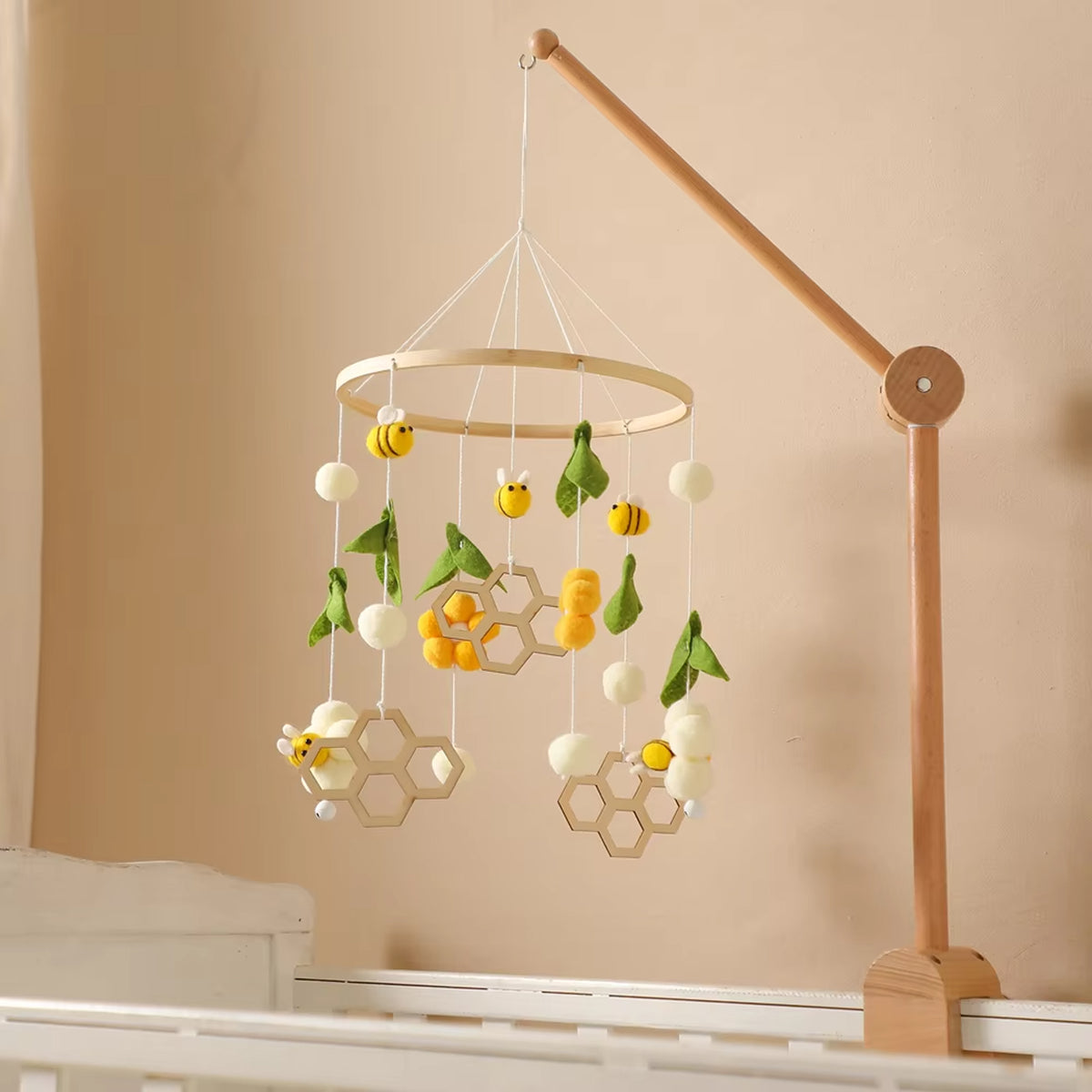Jessruly® Boho Bee Flower Nursery Decor Soothe Toy